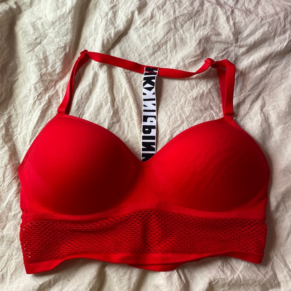 VSPINK racer back padded sports bra